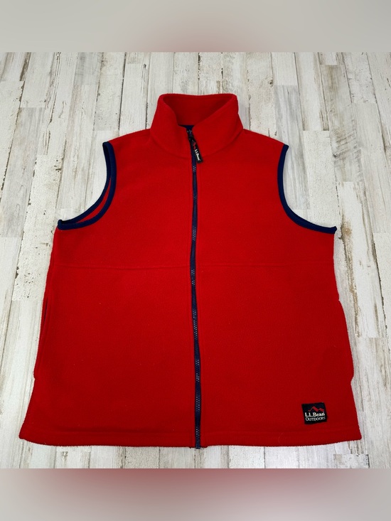 L.L. Bean Jackets & Blazers - Vintage L.L. Bean Fleece Vest Women’s M Red Made In USA Outdoor Camping Full Zip